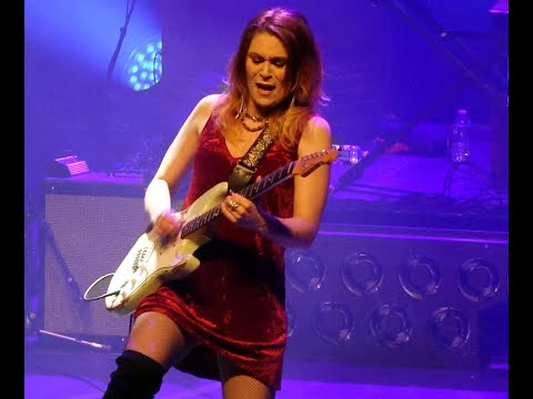 Nina Attal's 'Electric ladyland' feat Jessie Lee, 'Little wing', Annemasse, Chateau Rouge, 19.12.24