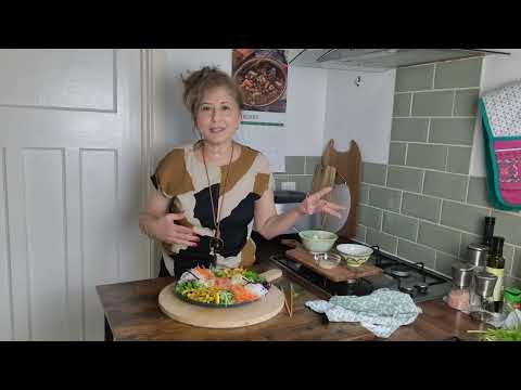 Yusheng Recipe (aka Yee Sang or Chinese Prosperity Toss Salad)