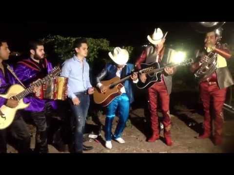 Regulo caro, Ariel camacho ft Grupo fernandez - La fuga del dorian