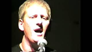 Os Indocentes - Café Piu Piu (SP) 1998  - Meia Lua Inteira (Caetano Veloso)