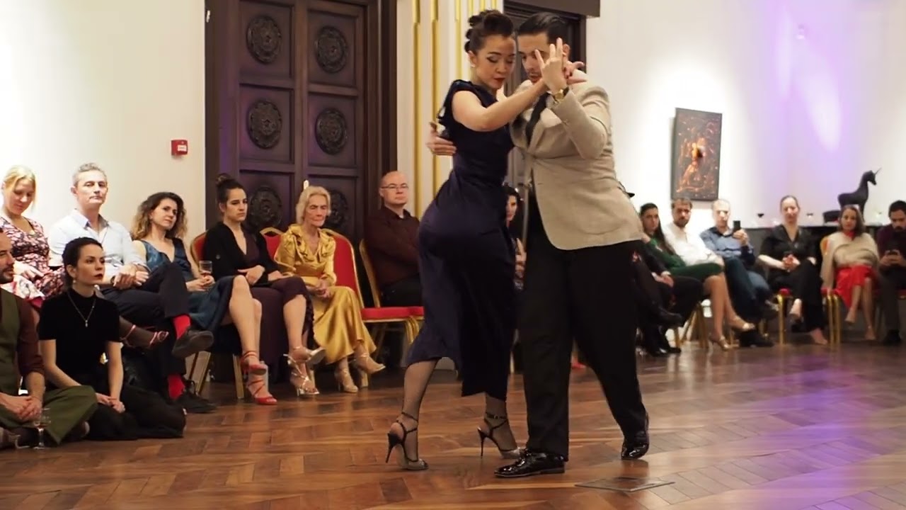 Magdalena Myszka & Rava Azeredo da Silveira 2/4