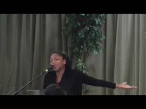 Myiia Hawkins Worships