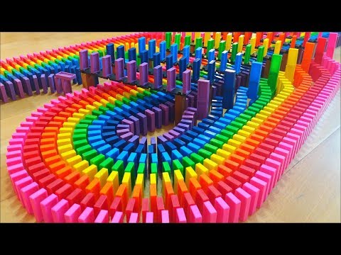 SATISFYING Rainbow Dominoes!