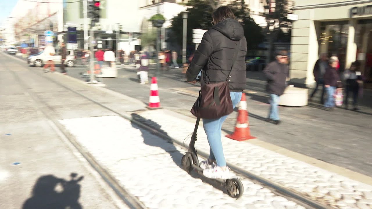 A Nice, un nouveau revêtement aux abords d'un tramway pour la sécurité des deux-roues