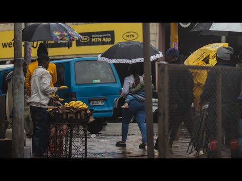 Esandleni (Jazzbee Pistoli Rework) - Nontokozo Mkhize