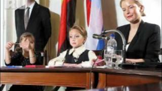 Пуговка со своей германской коллегой устроили пресс конференцию