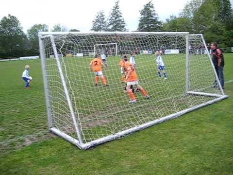 Scrimmage tijdens OudegaHJSC E1 - Balk E1