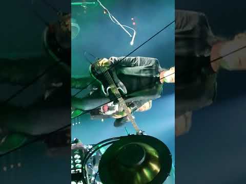 Kabát o2 kávu si osladil