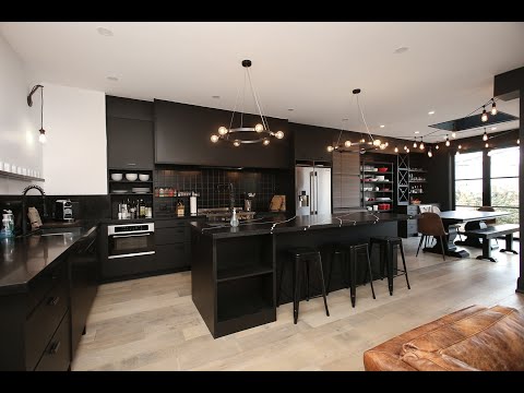 Luxurious 3 Bedroom House with Gorgeous Furnishings in  Leslieville Toronto