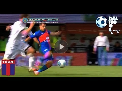 Pisotón a Pérez García. All Boys 0 - Tigre 0. Fecha 13. Torneo Inicial 2013. Fútbol Para Todos