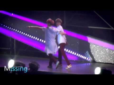 131019 SMTOWN in BeiJing ending LAY focus