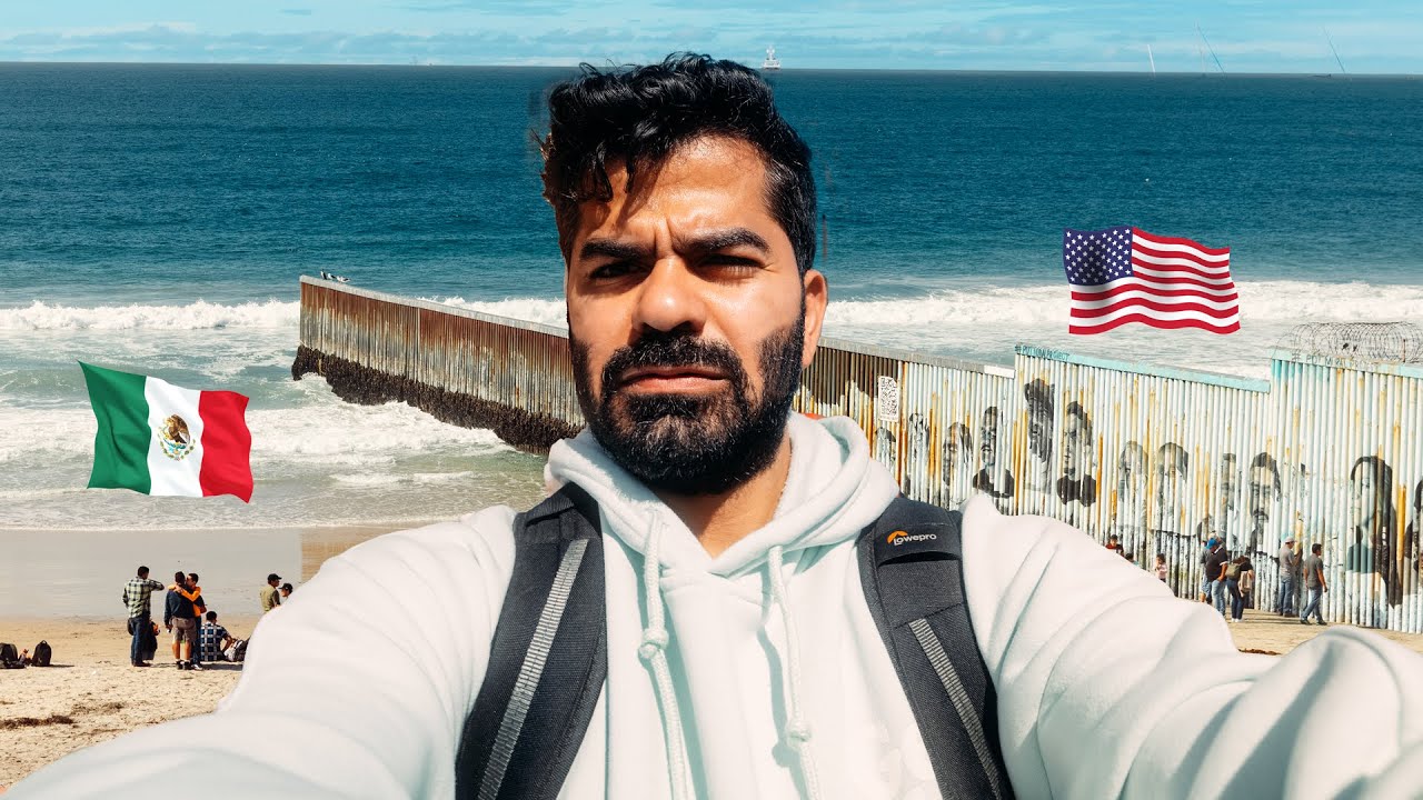 At US/Mexico Border - TIjuana 🇺🇸🇲🇽