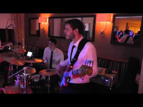 Surrey Party band / surrey wedding band / wedding band hire hampshire