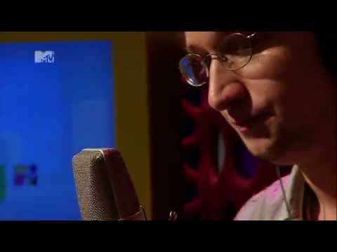 Estúdio Acesso MTV 27.06.12 - Raphael e Fernanda