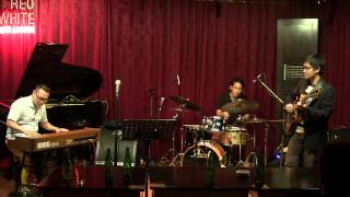 Fanny Kuncoro Trio - I'm getting sentimental over you