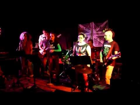 Chacal Band et les Hupettes - 10 - Let's dance