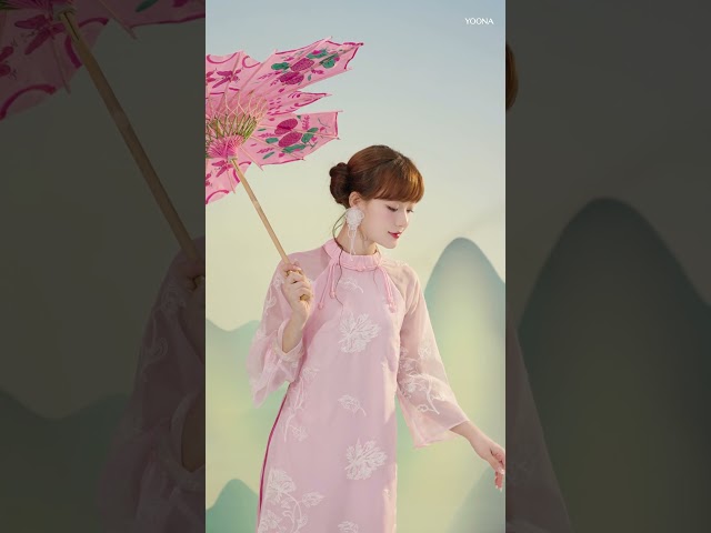 ET26S312 - Sét bộ áo dài tơ thêu hoa 3D