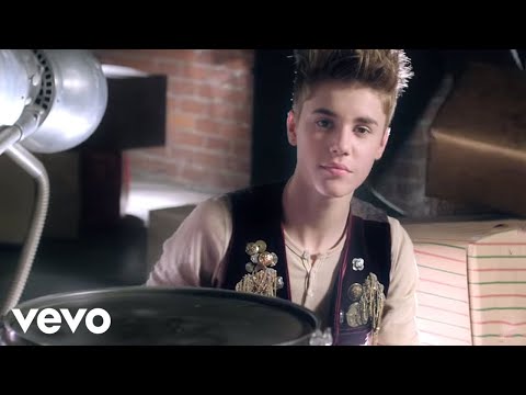 Justin Bieber - Santa Claus Is Coming To Town 