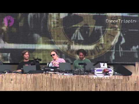 Markus Schatz - Feelin' House [played by Martin Landsky]