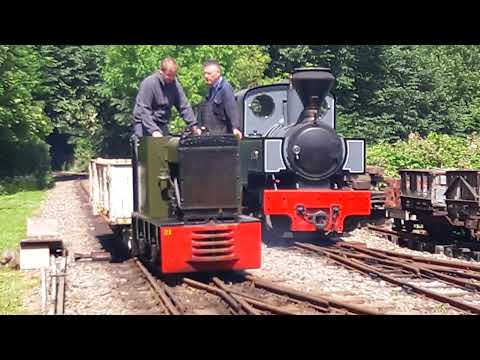 Hudson Hunslet 20hp diesel approaching Becconsall yard at West Lancashire Light Railway | 1/7/2017