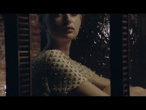 Teresa Helbig - Under a spell