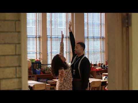 Gregory Gives Janine a Science Lesson - Abbott Elementary