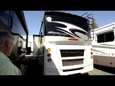 The RV Corral 2015 Tiffin Allegro Breeze 28BR STOCK# CA950