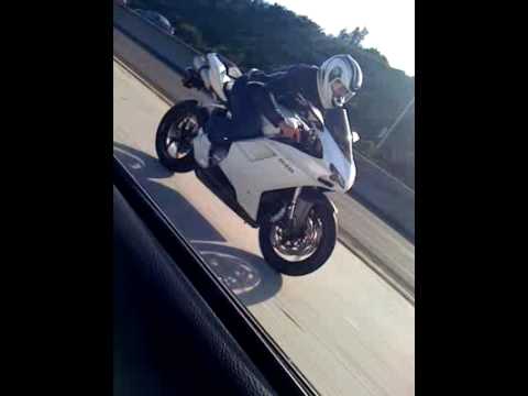 DUCATI 848 VS E92 M3