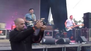 Novedades Carminha -  Amor rural + PESETAS + Jodete y baila @ Sansan festival (Gandía)