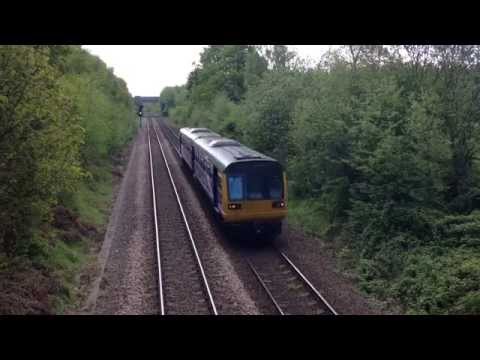 Trains at Oakenshaw 11/5/15