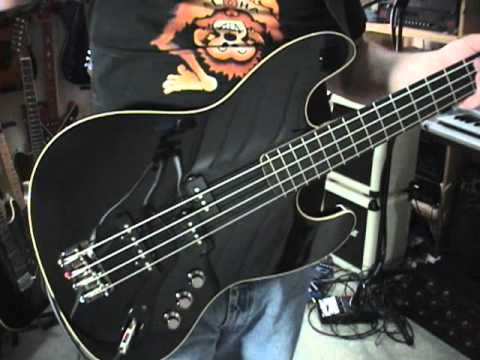 2011 Fender Aerodyne Jazz Bass Guitar Review By Scott Grove
