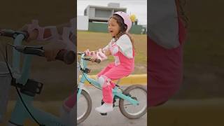 Brincar em segurança 🚴🏻‍♀️ - Bella e Lucca Show