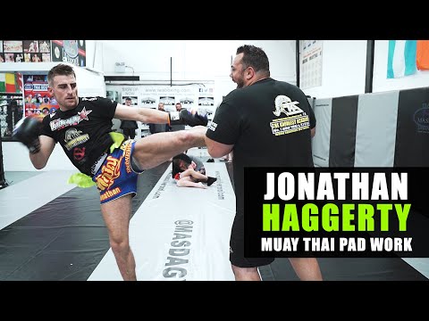 Jonathan Haggerty Muay Thai Pad Work | Siam Boxing | RAW ROUNDS