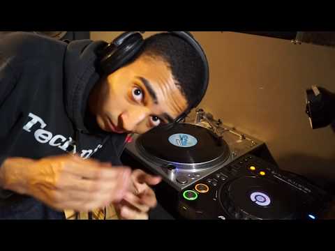 DJ Zelous Tries mixing Jungle & Drum & Bass!