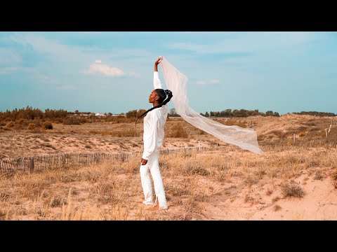 Kizzy Grâce - J'ai peur (Clip Officiel)