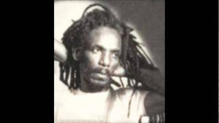 Bro.Valentino - 'It's a Mad World'