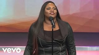 Tasha Cobbs - You Still Love Me (Live)