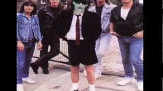 Aleister X "Bad Vibrations" Official Snapshot Video