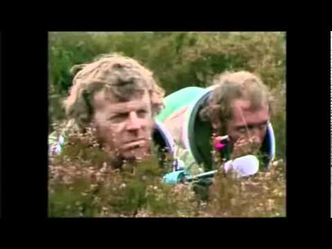 Tom Baker breaks his collarbone