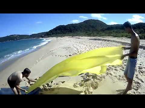 ESCORREGADOR NA PRAIA!!!