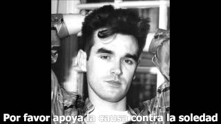 Morrissey - Please help the cause against loneliness - subtitulado