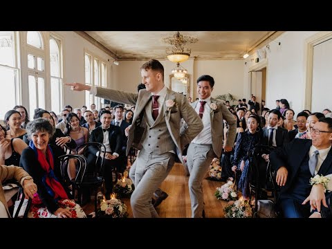 EPIC GROOM ENTRANCE || Bon & Dan's Wedding Ceremony Entrance