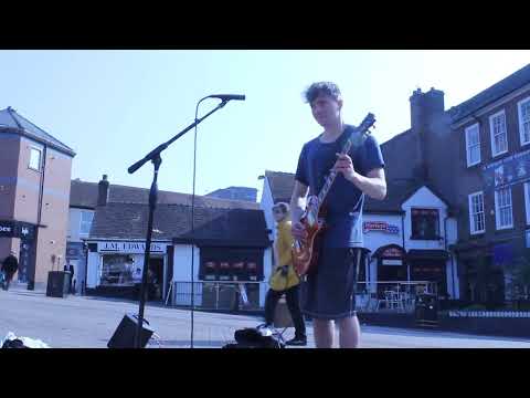 BON JOVI Livin on a Prayer LIVE!! (don't perform songs that haven't been rehearsed in years)