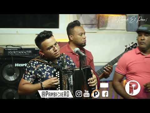 El Cuarteto Tierra Adentro Con El Chamakito Acordeon - Acordandome De Ti