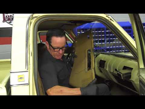 Sam's Garage S2 E2 - 73-87 Chevy & GMC Truck Dash Pad Installation