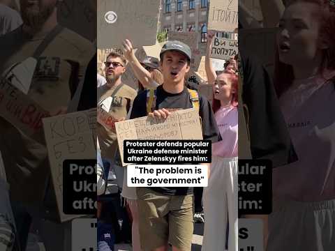 Protester defends popular Ukraine defense minister after Zelenskyy fires him #shorts