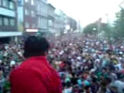 SORGENKINT @ LOVEPARADE 2010 WAREHOUSE FLOAT