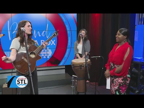 Soothing, sultry and special the talented Joanna Serenko performs at The Dark Room