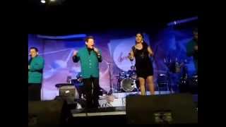 AMOR EN CHAPALA- LOS COMETAS DE  MIKE LAURE