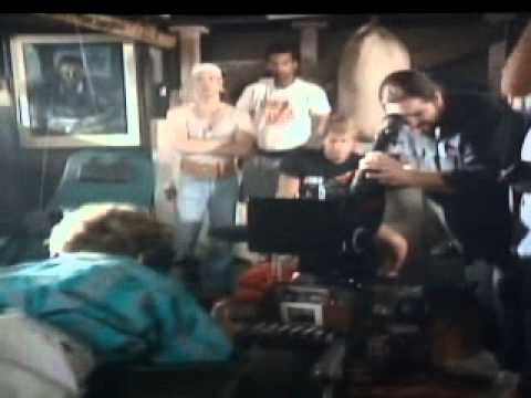 Pierce Brosnan Behind the scenes of Lawnmower Man